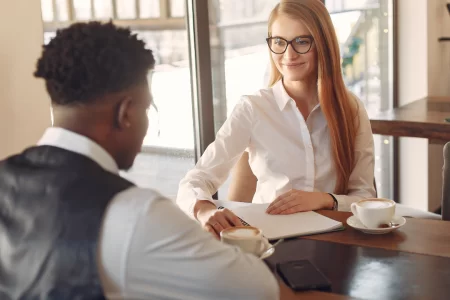 Relacionamentos positivos no trabalho